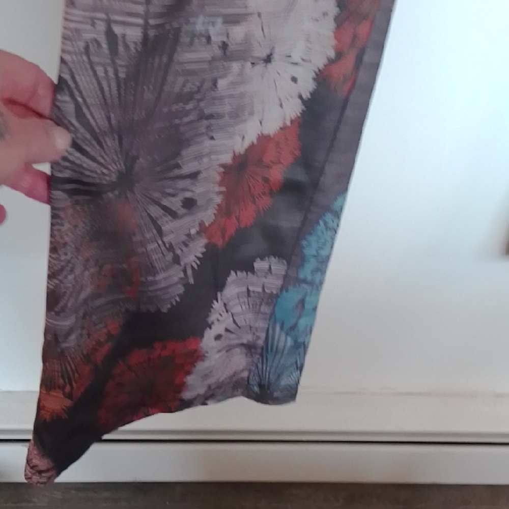 Colorful Floral Patterned Pants - Picture 5 of 8